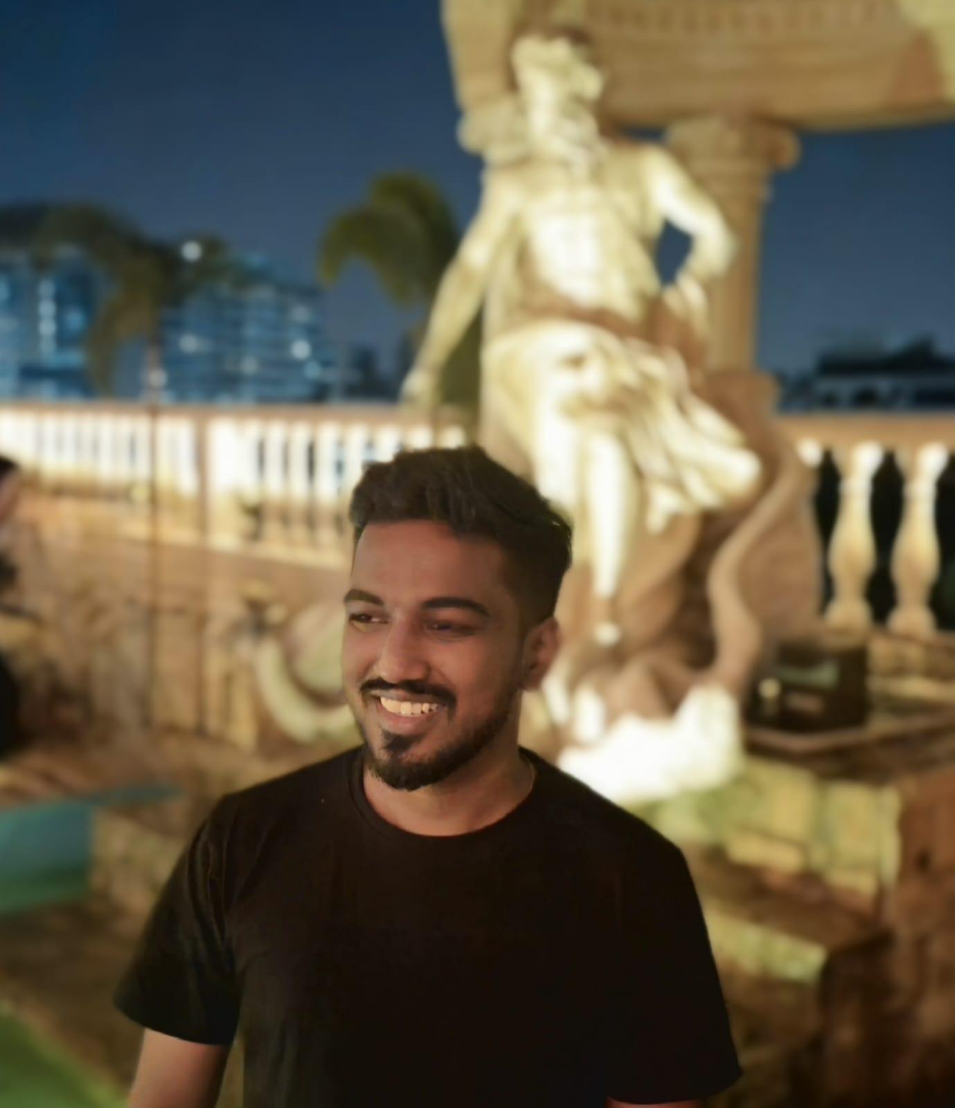 Srinivasan M